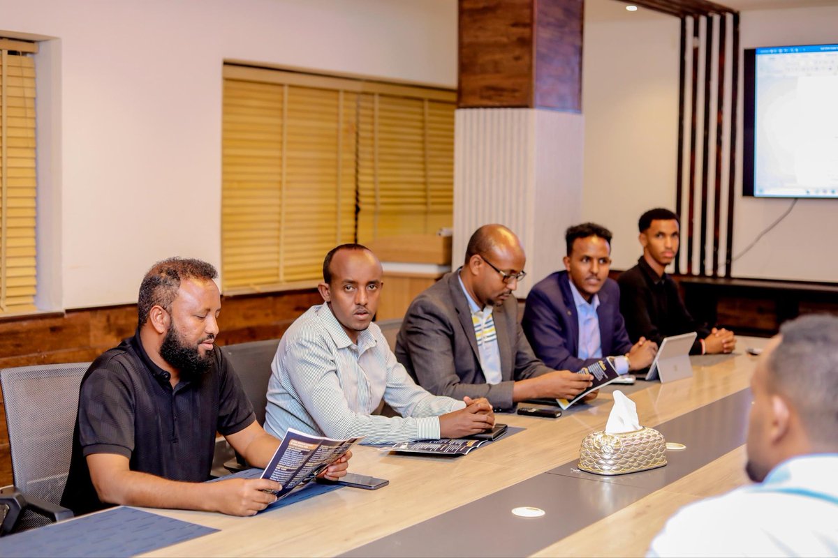 SLMA_DOCTORS's tweet photo. Somaliland Medical Association (SLMA)and Somaliland Private Hospitals Network (SOLPHONET) convened a high-level meeting aimed at enhancing the quality of healthcare services and strengthening professional development across Somaliland. The meeting was facilitated by PSPH. https://t.co/prOOSRPYx1