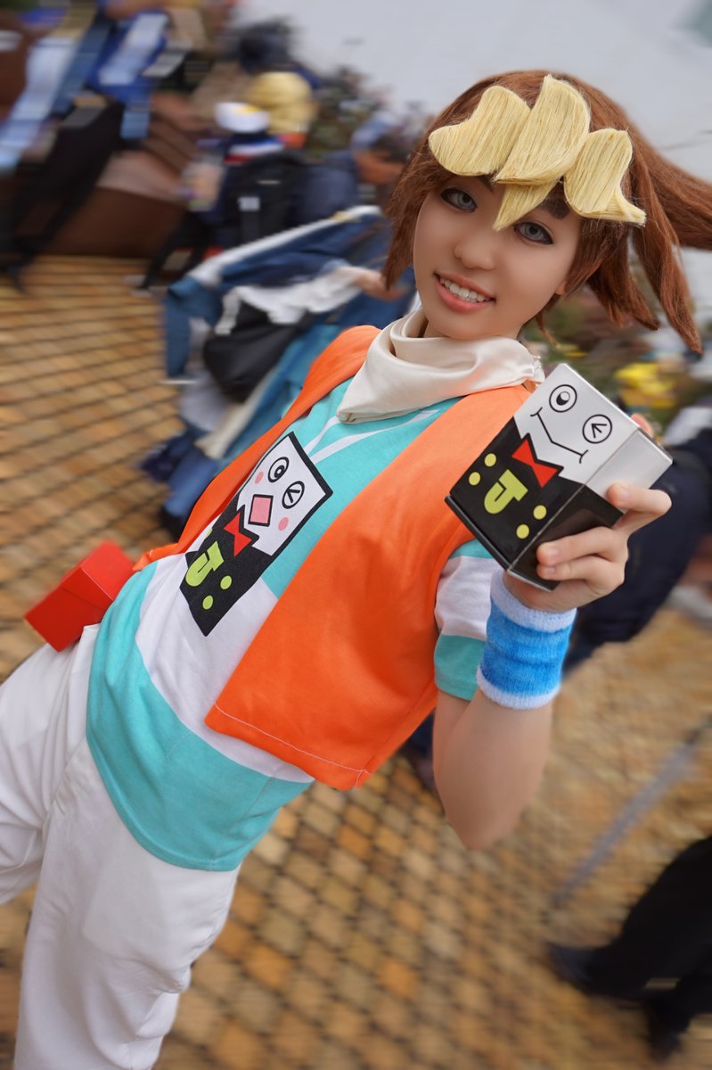 A_maru_u_'s tweet photo. 【コスプレ】
デュエル・マスターズ/切札ジョー
こいつはデッキケースのデッキー!!
📷@konntenagawa
#アコスタ池袋
#DMCOS https://t.co/mAk02M7ypN