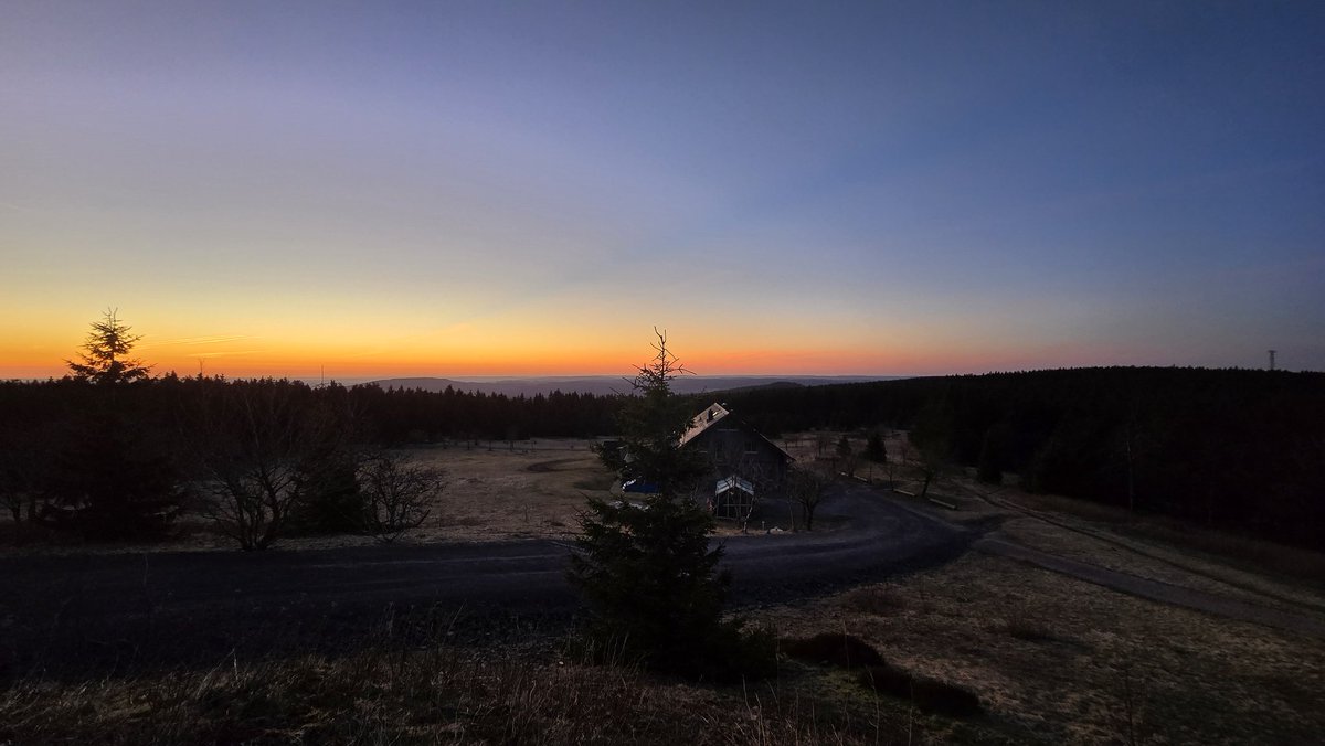 Ormuz 🕊 tweet media