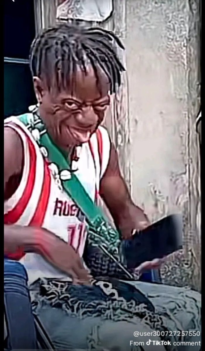 D'Essential📊 tweet media