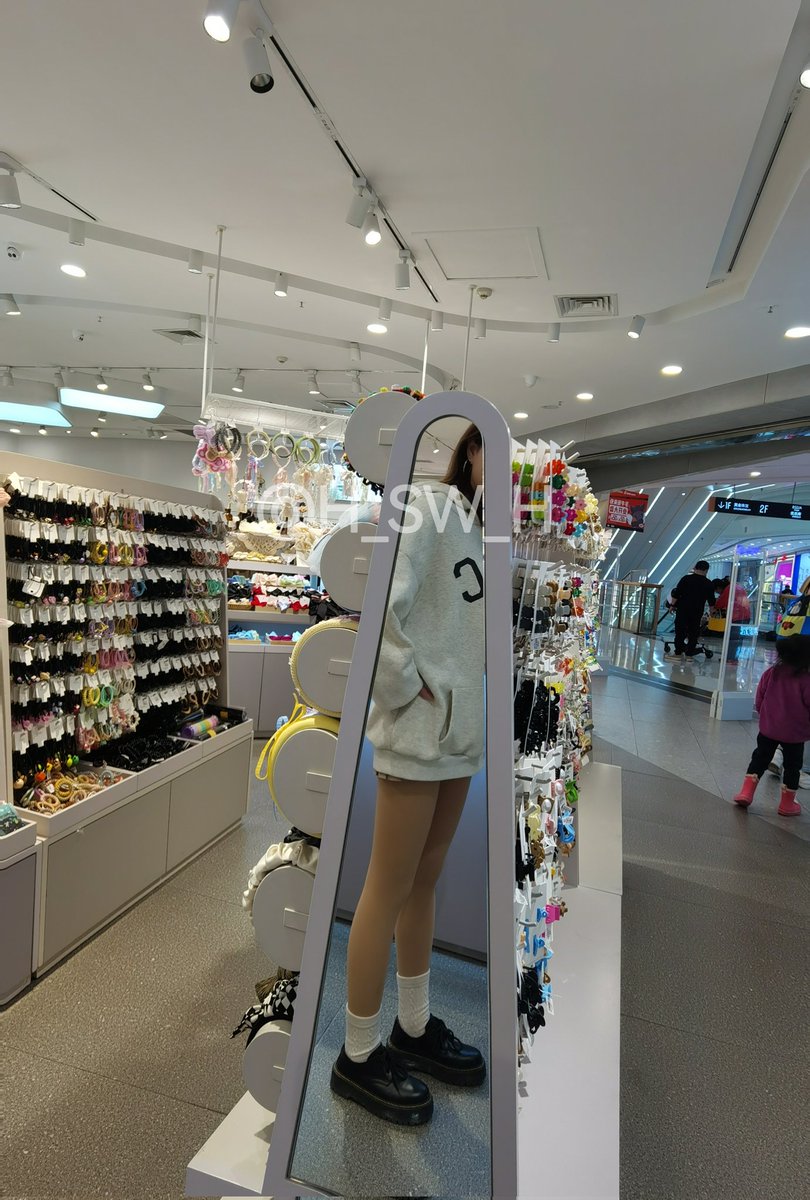 小C tweet media