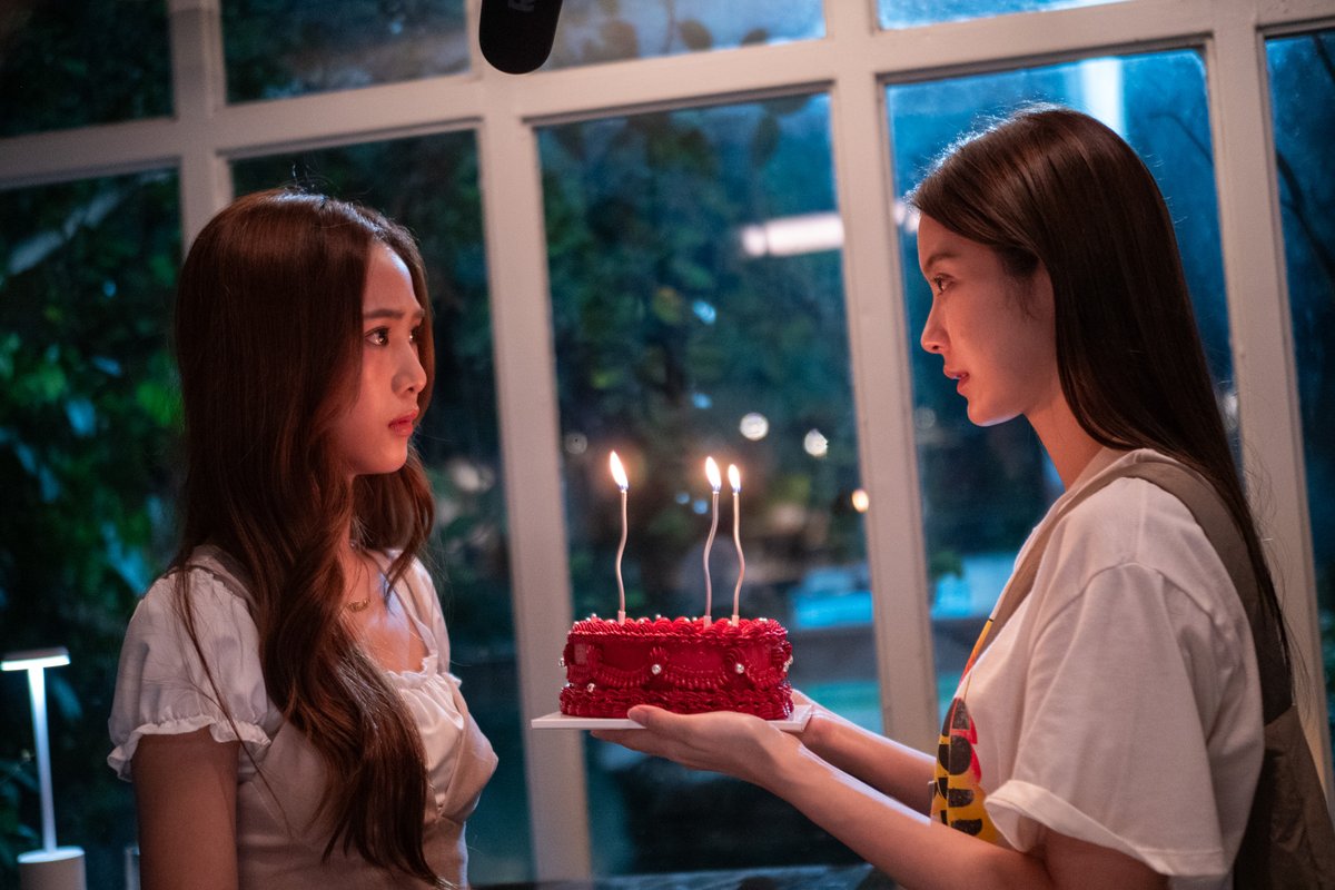 GirlRulesGMMTV's tweet photo. วันเกิดฉันปีนี้ ไม่เอาแบบเดิมแล้วนะ🥲

#GirlRulesSeriesEP5
@NamtanTipnaree @filmracha https://t.co/VLMlb3truH