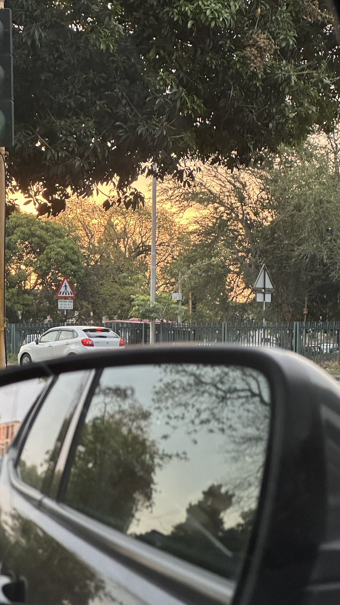 🧃Aästha. tweet media