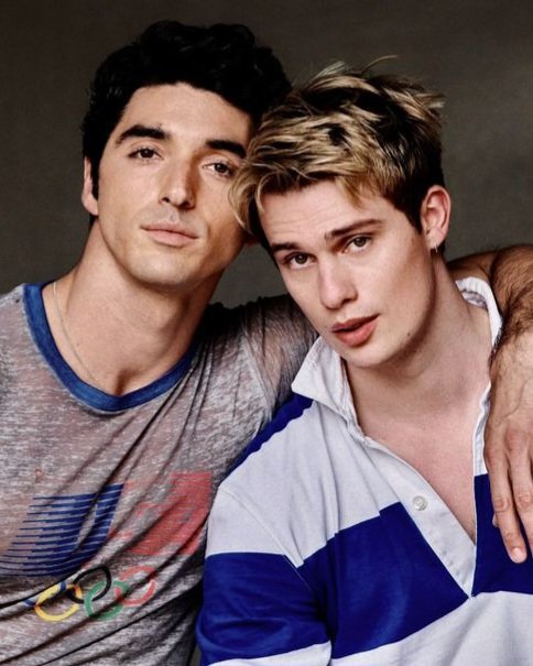 ꜱᴀʀᴀ⚘️ tweet media