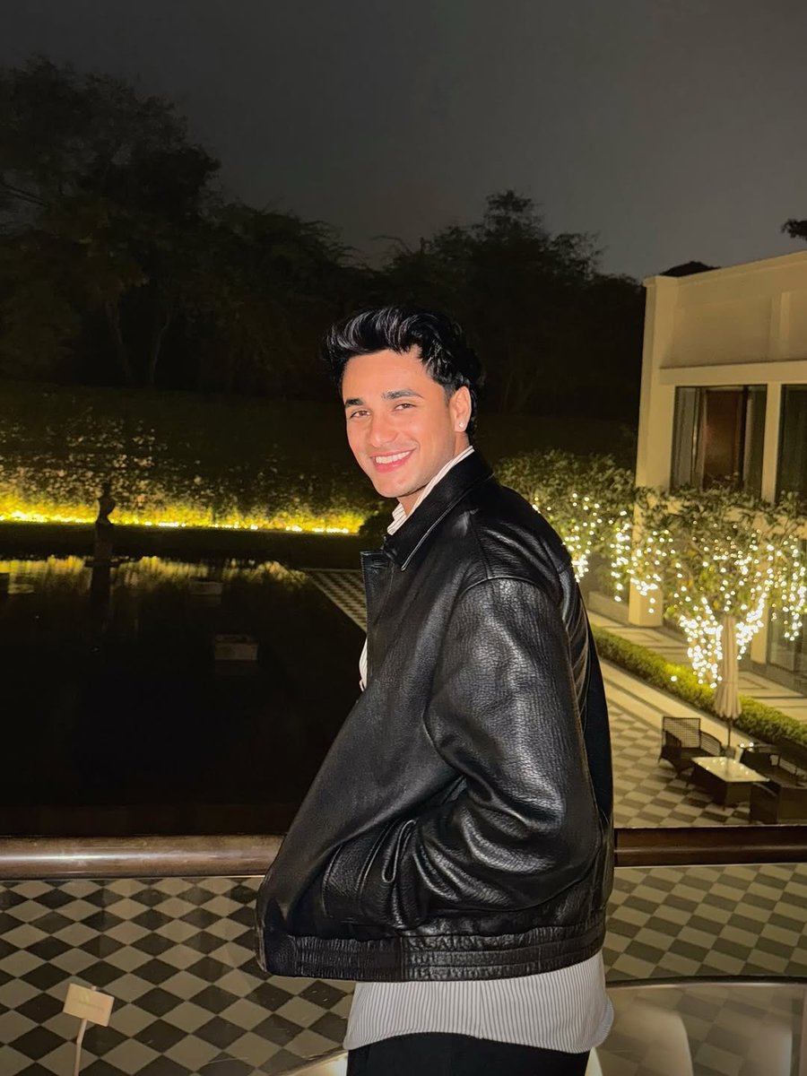 Black Magic🖤🔥

<a href="/OfficialAbhi04/">Abhishek Sharma</a> 
#Abhisheksharma