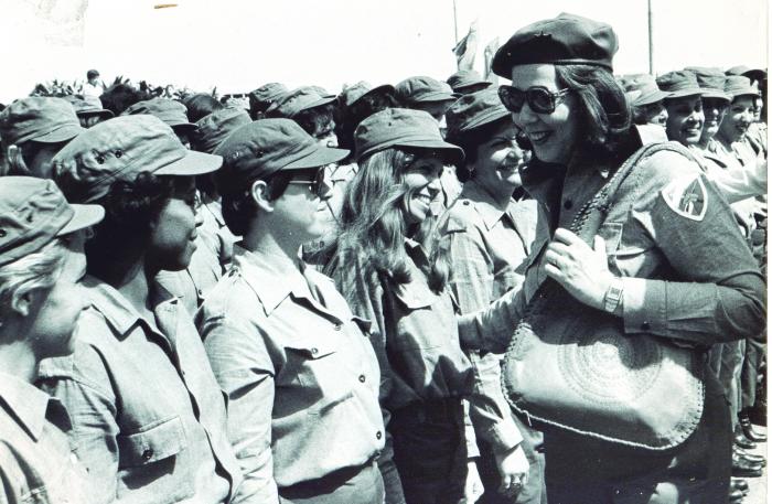 Fue la Revolución la que reveló su verdadera fórmula: la justicia social como acto de ternura. #PorSiempreVilma #VilmaEspín