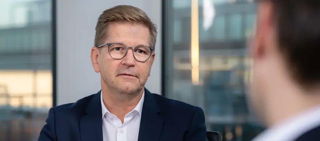 elevarept's tweet image. A @EPLAN_global  está a redefinir a engenharia industrial. Sabia que a Inteligência Artificial já consegue automatizar grande parte das tarefas repetitivas no design de projetos elétricos?
Saiba mais: elevare.pt/a-ia-na-automa…

#AI #IndustrialAutomation #EPLAN #Engineering