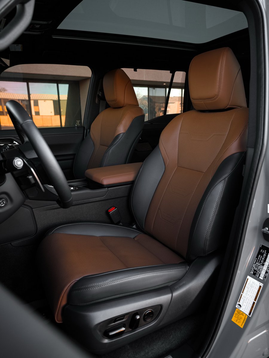 We love cars ❤️ tweet media