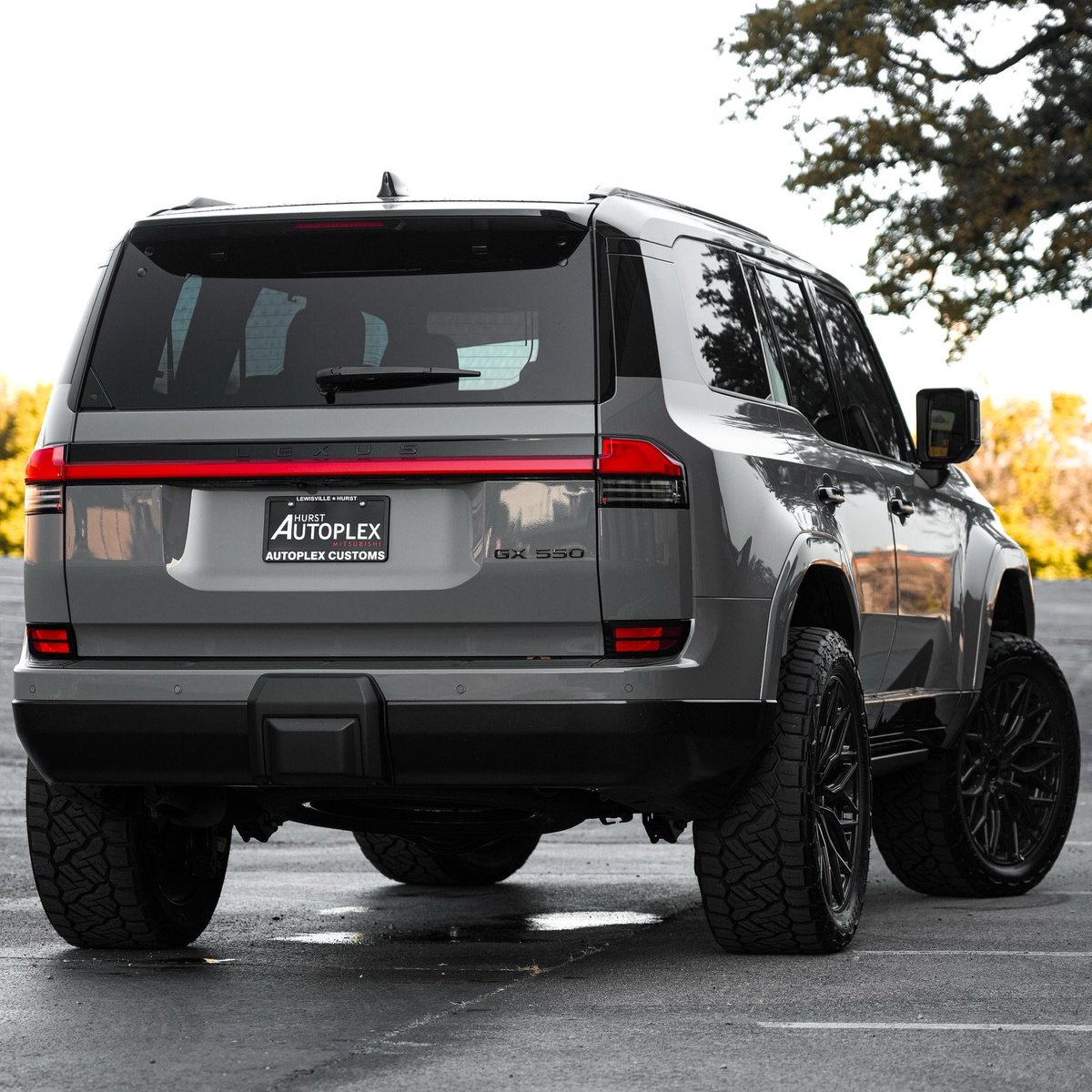 We love cars ❤️ tweet media