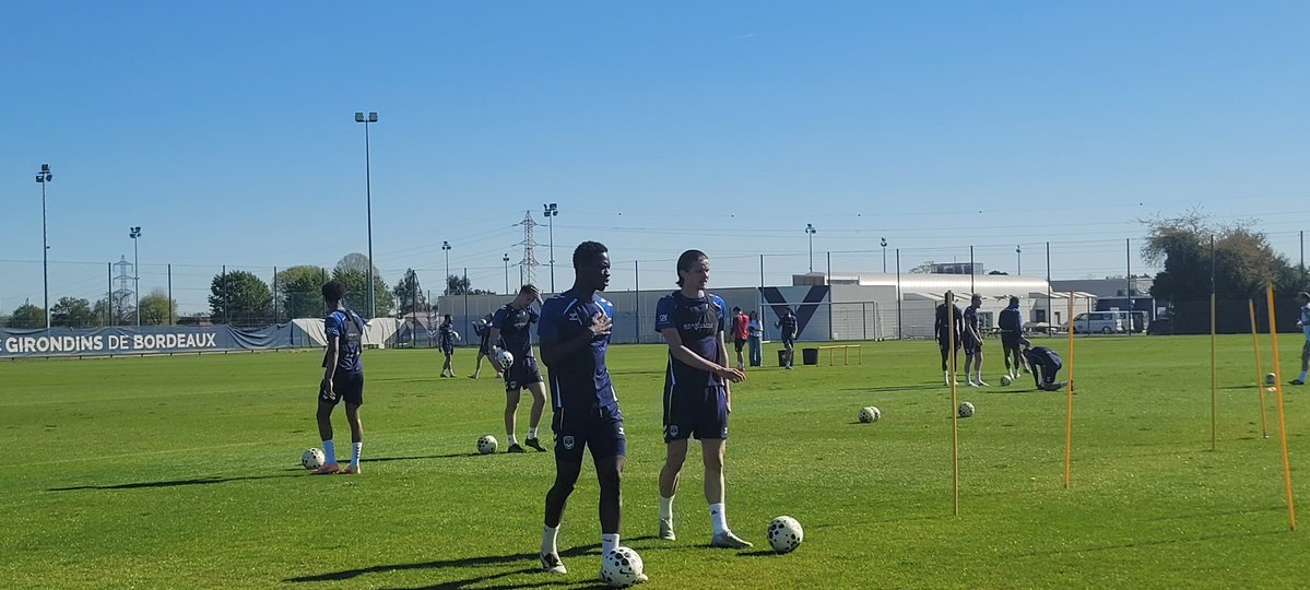 PassioNey 💙🤍 tweet media