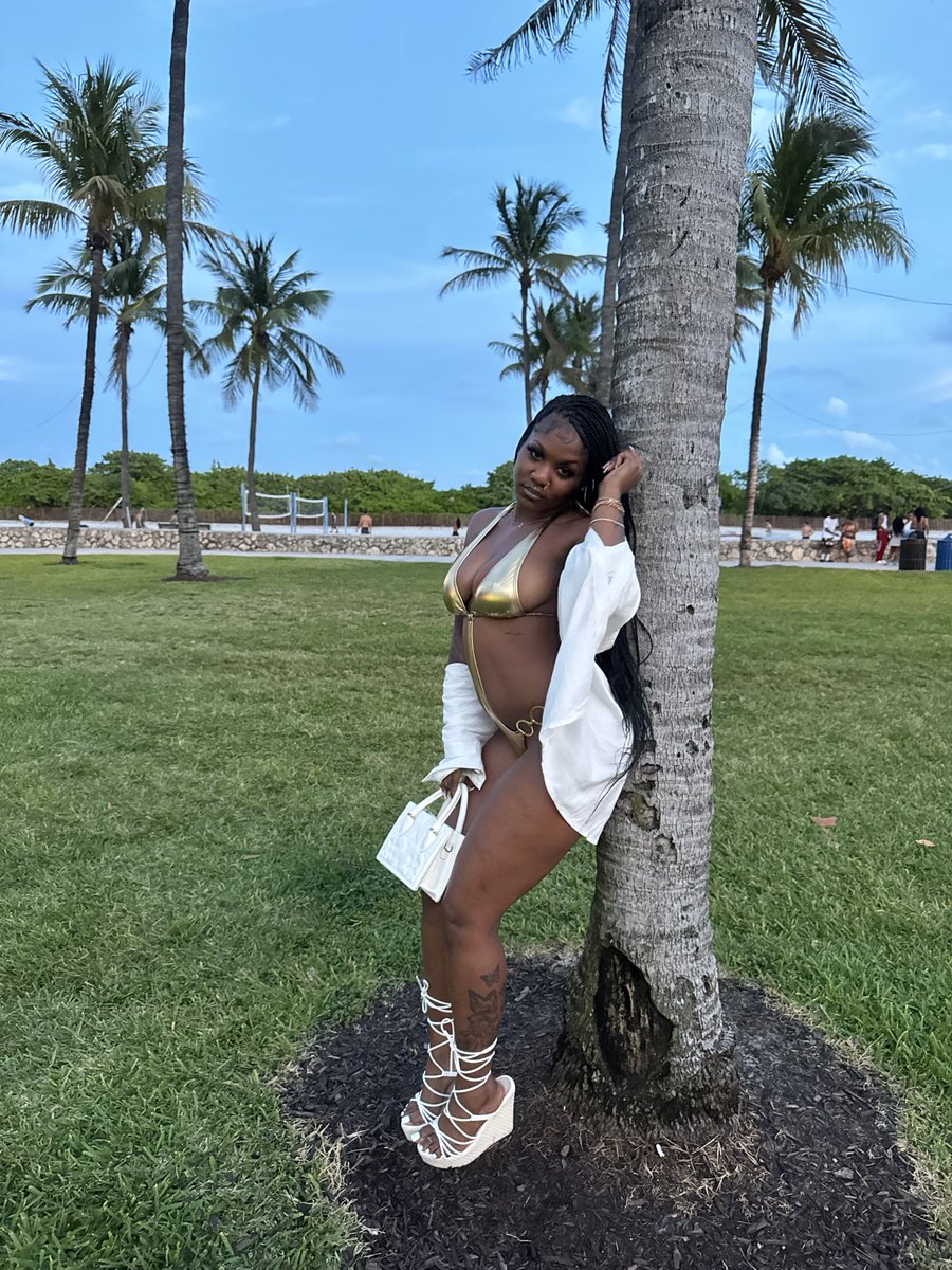 deylovekaylin's tweet photo. 🫖 .. https://t.co/7SZxw7Lqsc