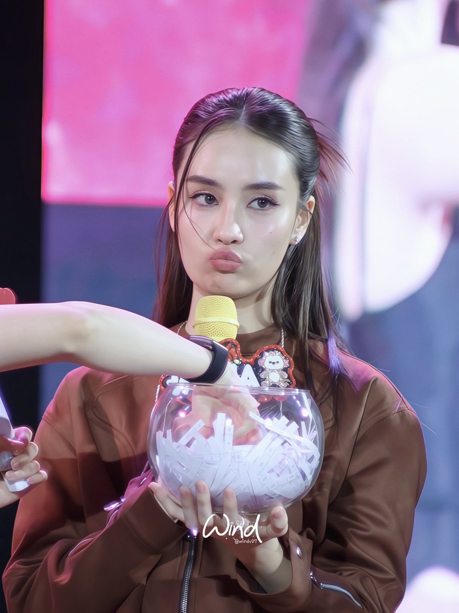 Wind (วินด) tweet media