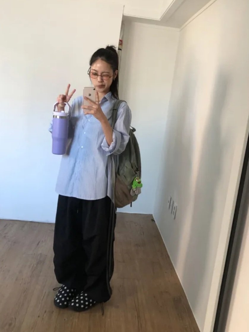 MyoArchives's tweet photo. 링크를 통해 수수료를 제공받습니다

데일리로 딱인 핀터감성 오버핏 셔츠 타래
공대생 느낌 안 나는 아이템만.. https://t.co/r6GYDa7jlM