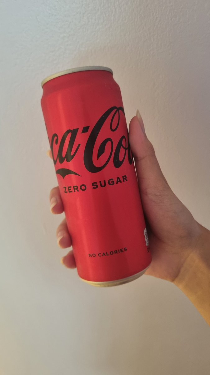 luca #edtwt tweet media