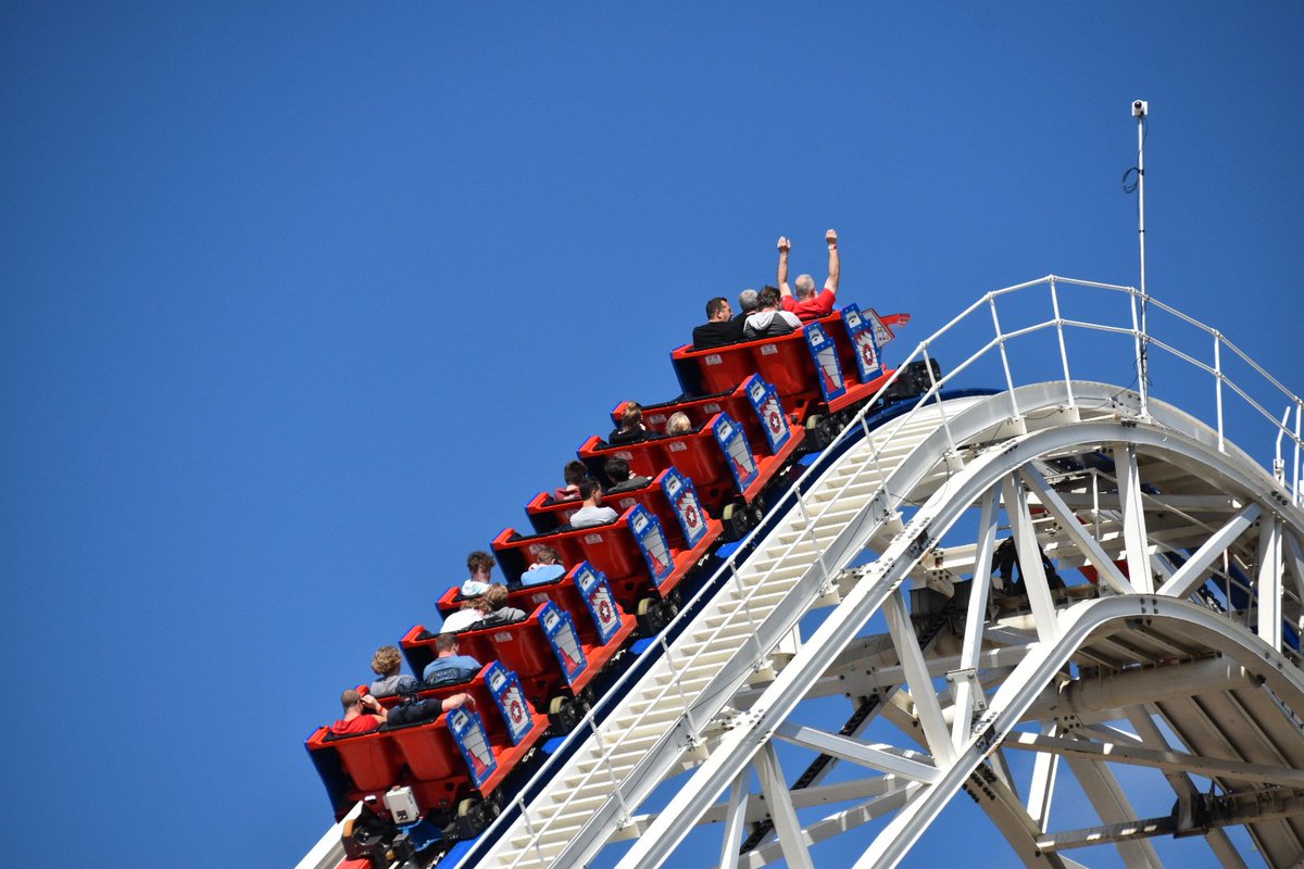 jsz1978's tweet image. ArieForce One @FunSpotAtlanta 🎢⚪🔴🔵
#funspotatlanta #arieforceone #rmc #rollercoaster #photography #nikond3500