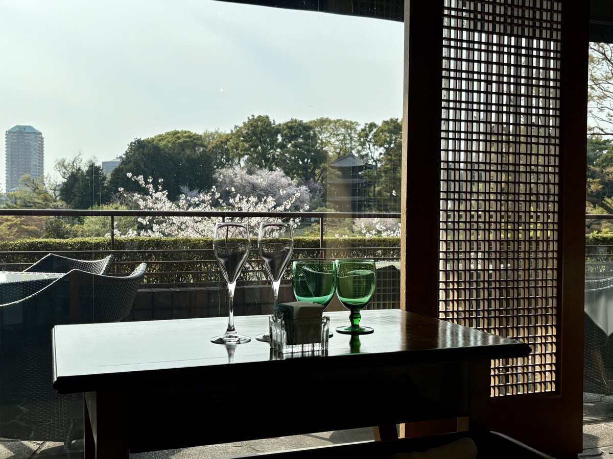 ロプロス tweet media