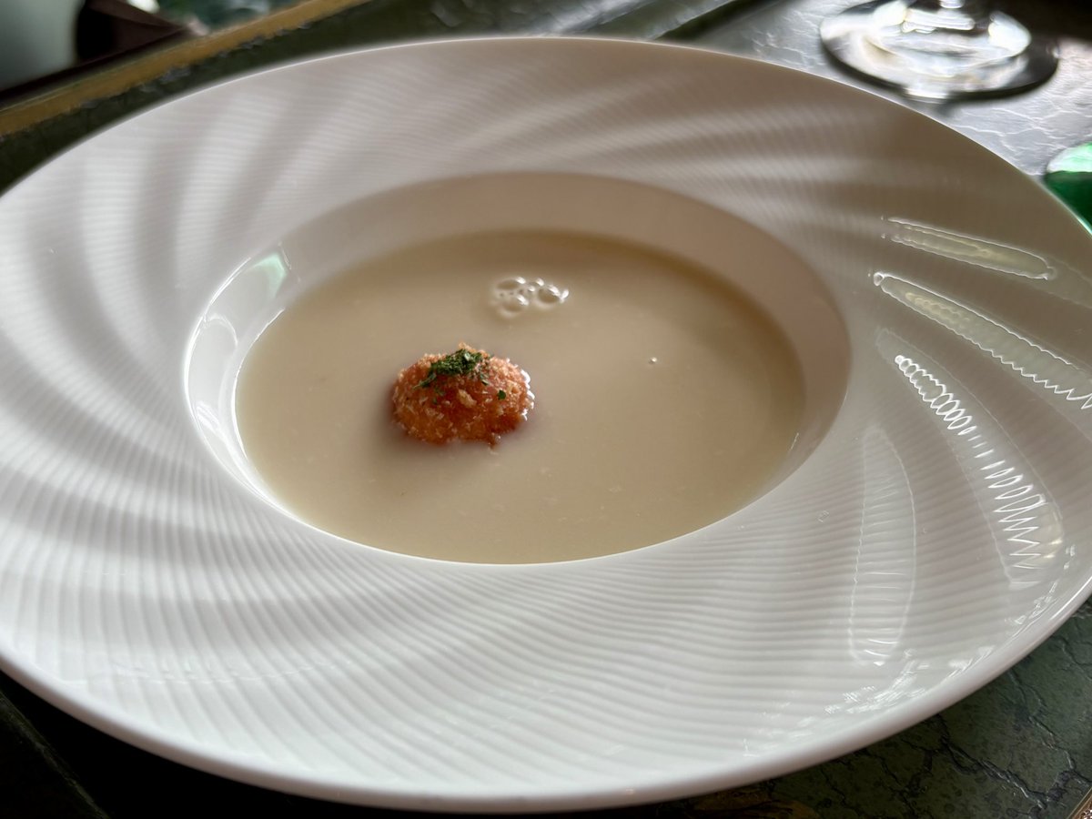 ロプロス tweet media