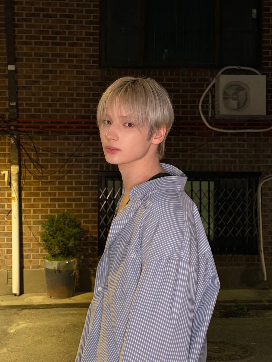 slow 말랑휴 tweet media