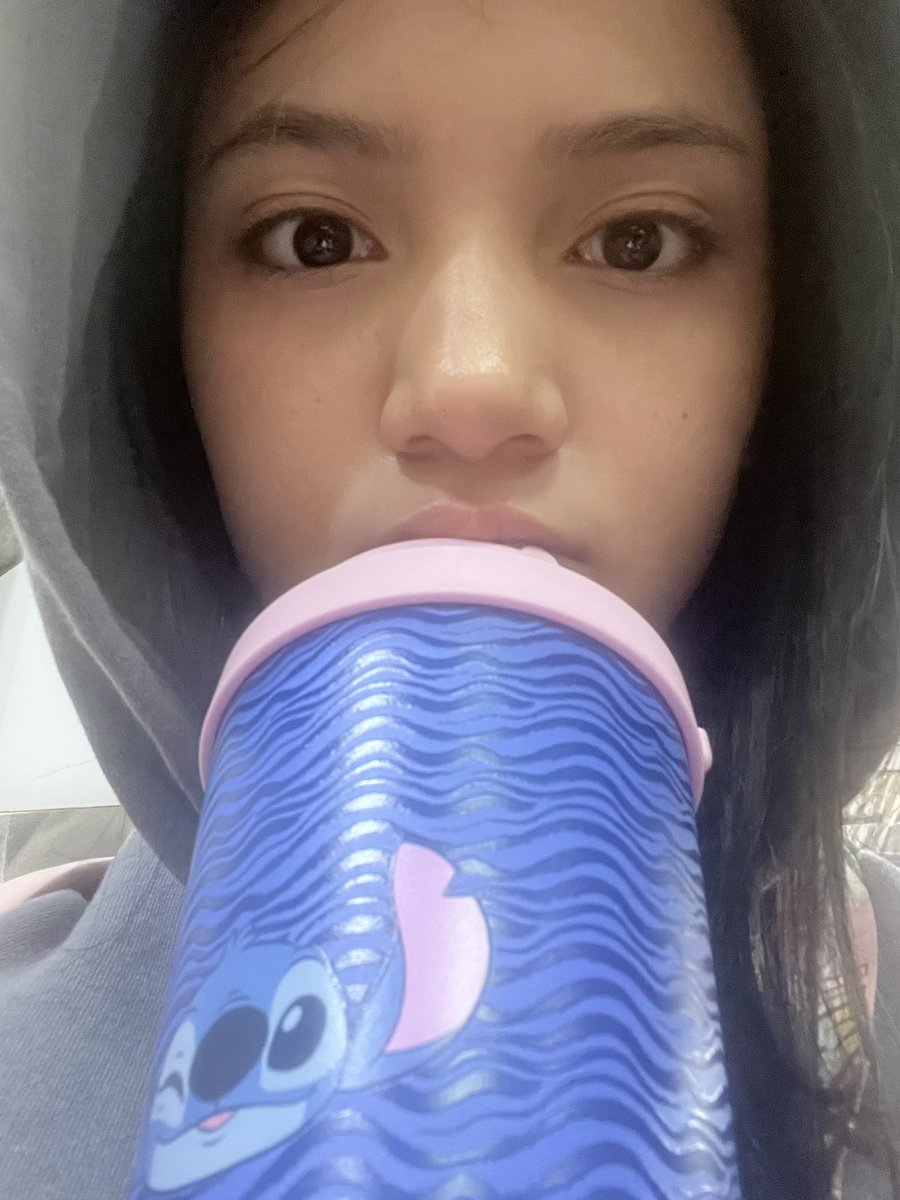 A_VirgiJKT48's tweet photo. udh plg cekolah https://t.co/vBdLeVwMPW