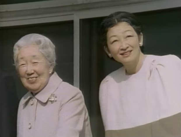 オウヌシ tweet media