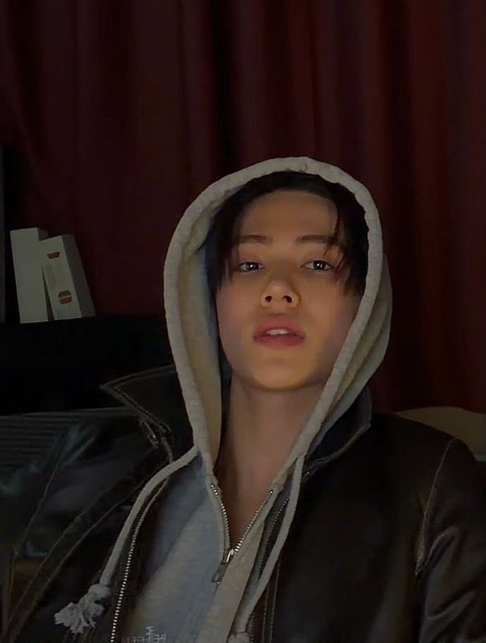 Woodsy Corner. tweet media