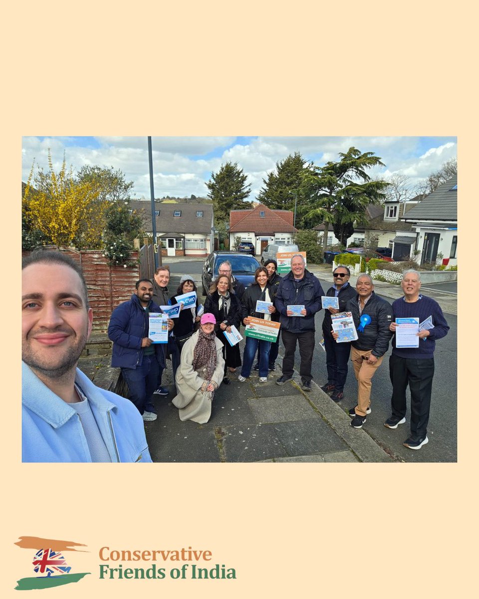 wearecfindia's tweet image. It has been great to see our #conservativefriendsofindia teams out campaigning on the doorstep recently. Here’s our Ambassador @ Naeha with a team from North-West London. 🇬🇧🇮🇳 #conservatives #localelections2026