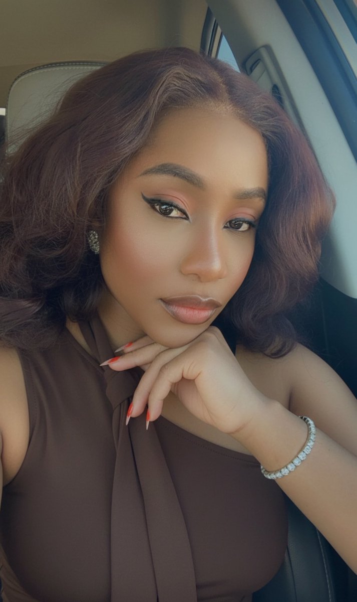 MISS ANTHONY tweet media