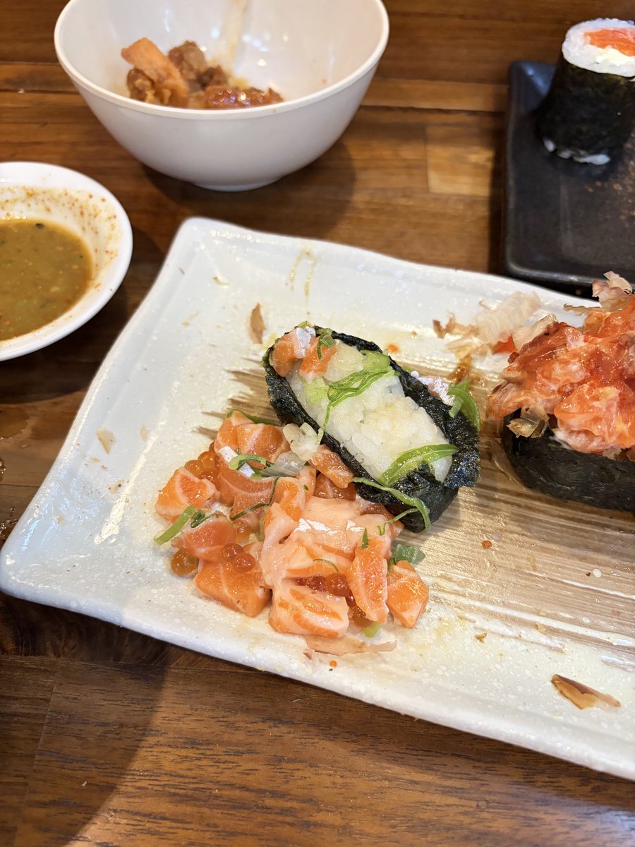 Dindin🪷 tweet media