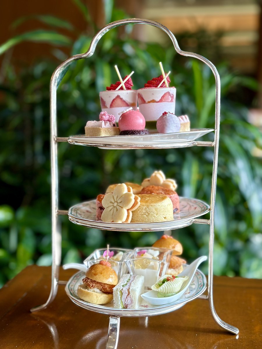 ロプロス tweet media