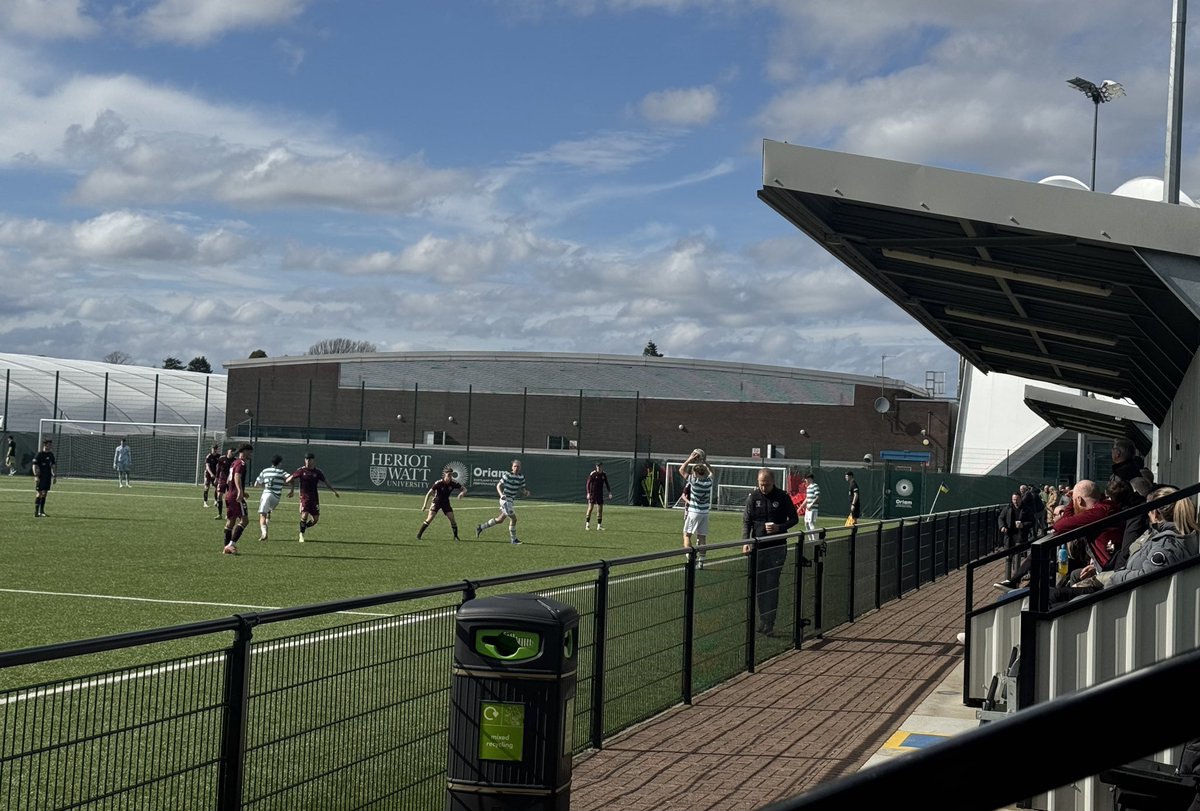 Fitba_daft's tweet photo. Heart of Midlothian 3-2 Celtic (1-2 HT) @ Oriam 🌱. CAS Elite U19 League. 2pm. The visitors got off to a flier taking an early 2 goal lead. Hearts 🇱🇻 found a footing in the game though, pulled 1 back and then turned it on its head with a late quick-fire double 💥💥. Crowd 125. https://t.co/oFVMKF2bUr