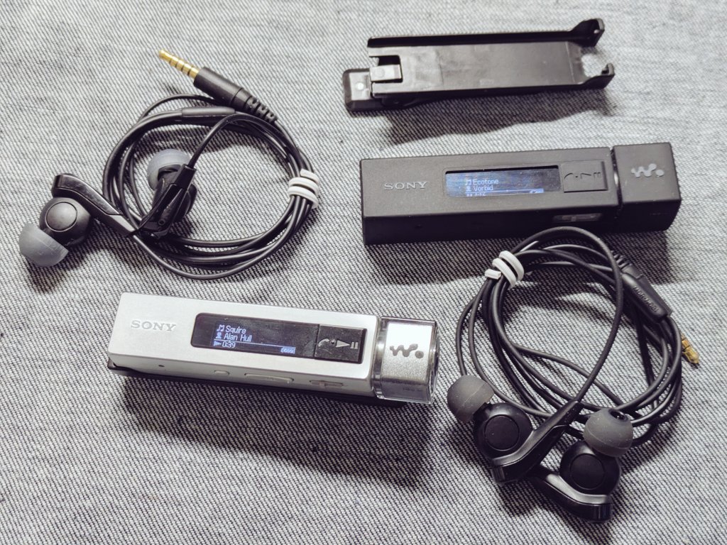13年前のスティック型ウォークマンNW-M505が再注目、ユーザー後継機を熱望
