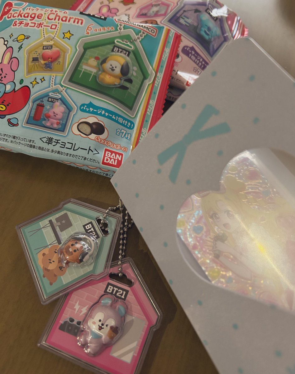 97JK_91MI's tweet photo. 2つだけ買って娘の好きなシュキたんが
出たんだけどマンちゃんと共に
娘のカードゲームホルダーへ∠(　˙-˙ )／
しかし風強すぎてウザい🙄 https://t.co/GV9pk5Cxjw