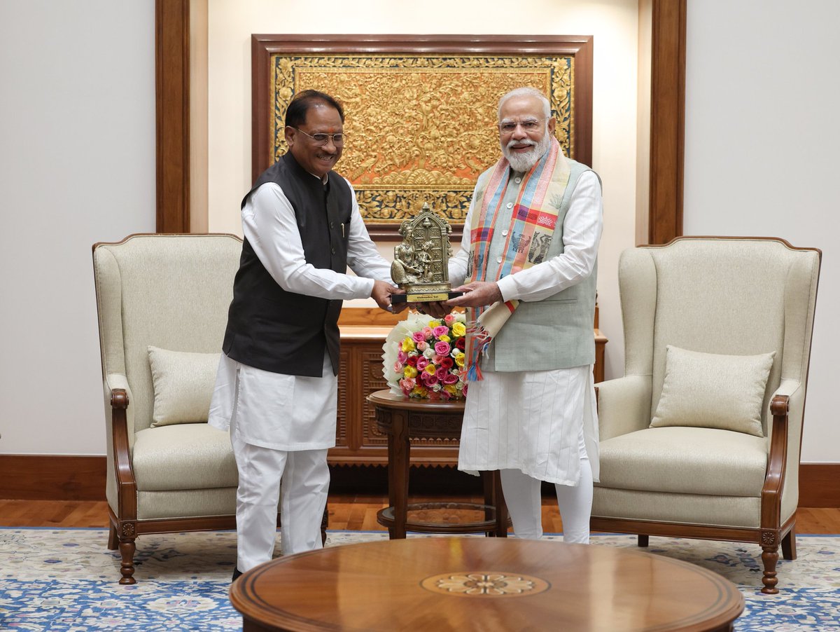 PMO India tweet media