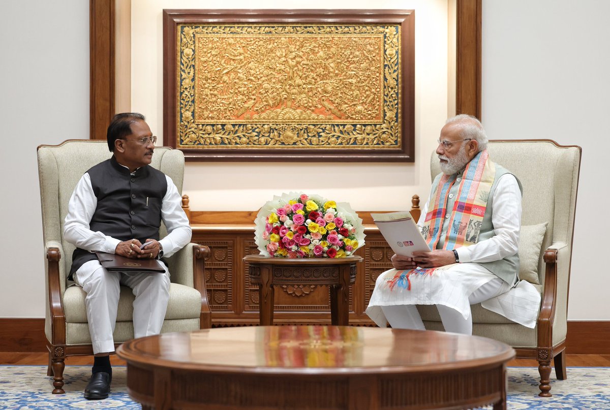 PMO India tweet media