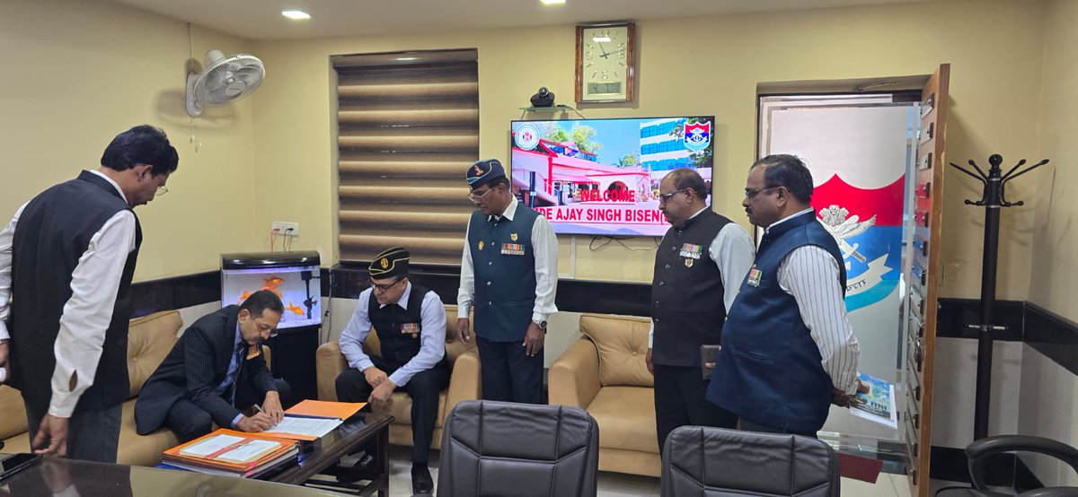RSBCG04's tweet photo. Commodore Ajay Singh Bisen (Retd) has assumed the duties of Director, Rajya Sainik Board Chhattisgarh on 07 April 2026.  The officer, domicile of Raipur, Chhattisgarh, alumnus of NIT Raipur, brings 35 years of stellar and illustrious service in the Indian Navy. https://t.co/oPSzdUgnBN