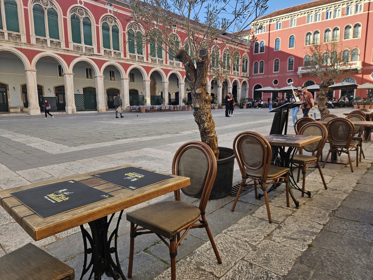 RJonTourUK's tweet image. I had a very nice meal out at Fish Mana last night in Split now added to my Split restaurants #travelblog post...

rjontour.com/restaurants-sp… #croatia #traveltuesday