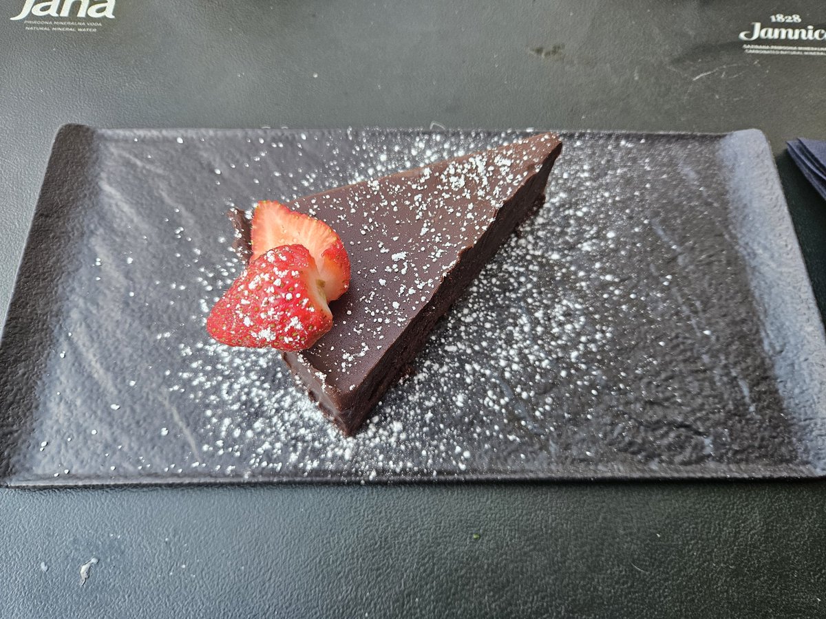 RJonTourUK's tweet image. I had a very nice meal out at Fish Mana last night in Split now added to my Split restaurants #travelblog post...

rjontour.com/restaurants-sp… #croatia #traveltuesday