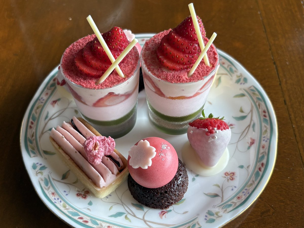 ロプロス tweet media