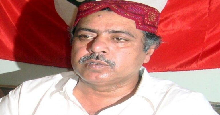 ﺟﻨﮩﯿﮟ ﺟﺮﻡِ ﻋﺸﻖ ﭘﮧ ﻧﺎﺯ ﺗﮭﺎ۔ 💔

Bashir Khan Qureshi; Such is my Love for Mother Sindh, Other Beloveds all Forgotten.

#TributeToShBashirQureshi