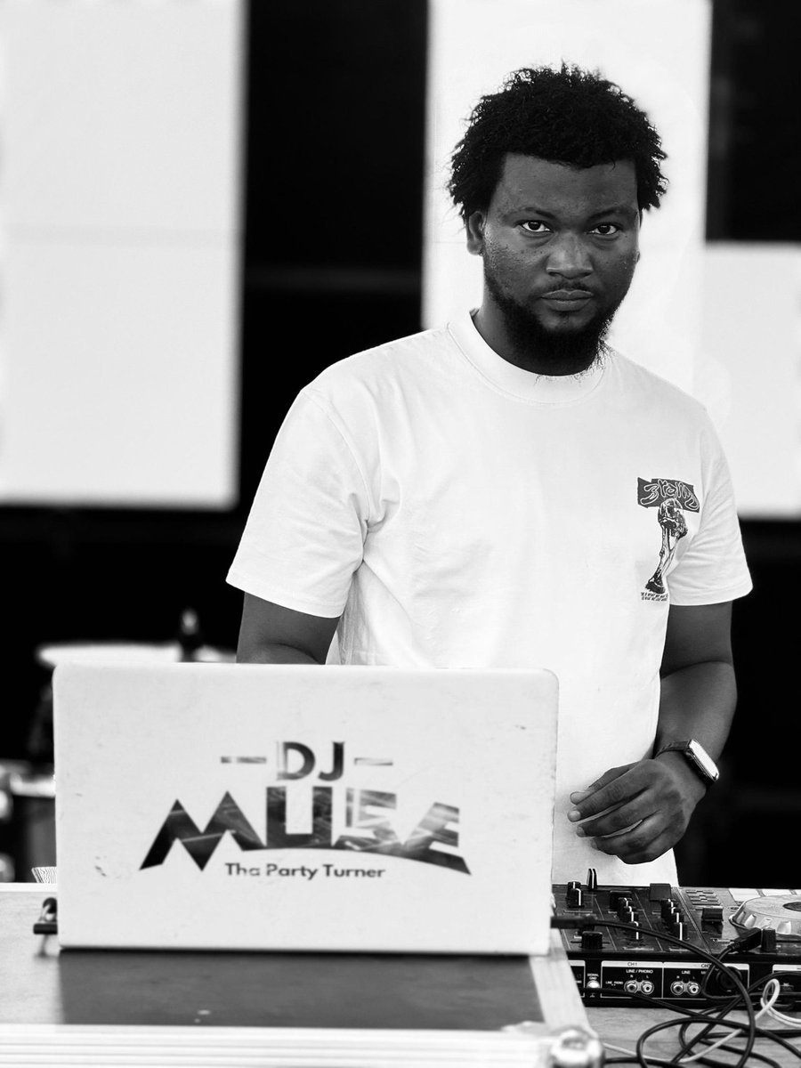 thesureguy's tweet photo. There’s a difference between determination and reality.

Determination is what you say you’ll do.

Reality is what you’ve actually done.

Let your reality speak for you - DJ Muse Party Turner 🔌 

@vdj_muse https://t.co/PRESy4mYCk