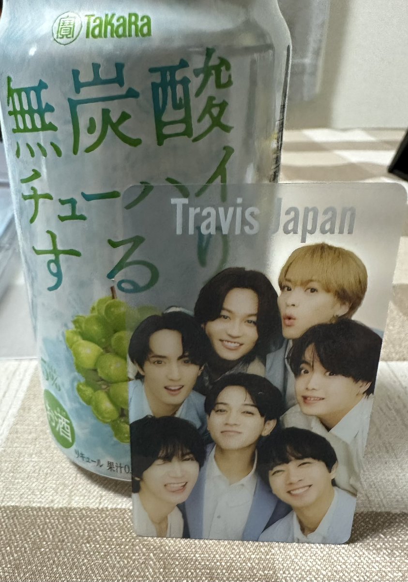 帰りにファミマでするりゲット🥰
娘にあげて1口もらおう🤭
ついでにファミチキもゲット✨️
ネギ塩味うまっ😋
