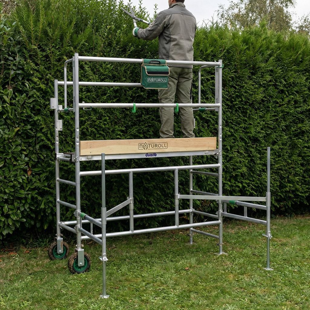 Echafaudage_PRO's tweet image. Avant / Après : une haie parfaitement taillée, sans effort en hauteur.
Avec l’échafaudage Naturoll Centaure Duarib, les travaux extérieurs gagnent en sécurité, stabilité et précision. Une solution idéale pour l’entretien du jardin.

#avantapres #tailledehaie #jardin #travauxext