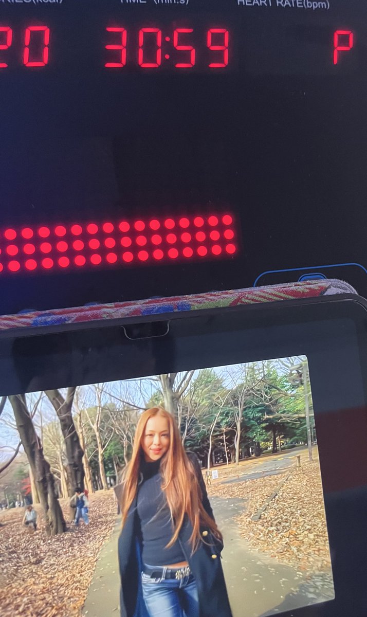 hinanya.a tweet media