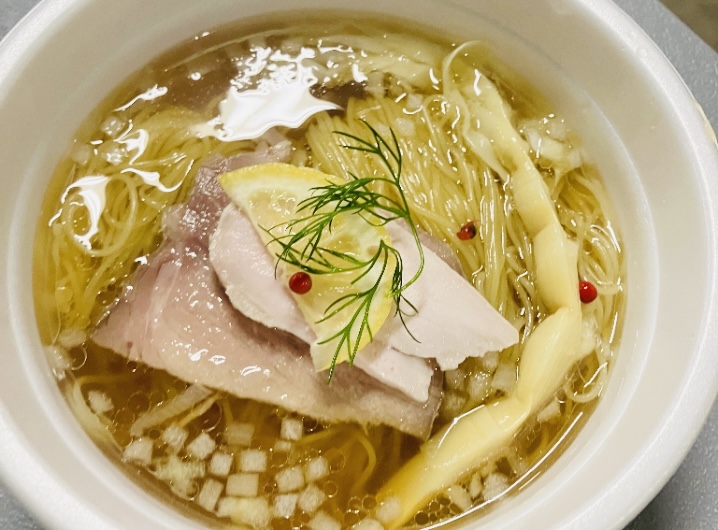 フェス飯クラブ tweet media