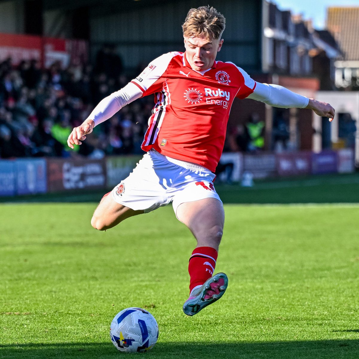 SportingLifeFC's tweet photo. Most chances created in Sky Bet League Two on Easter Monday:

🥇 Ethan Ennis (Fleetwood Town) - 5
🥇 Reece Smith (Harrogate Town) - 5
🥉 Reece Staunton (Grimsby Town) - 4
🥉 Keanan Bennetts (Notts County) - 4
5️⃣ Ellis Harrison (Bristol Rovers) - 3
5️⃣ Ryan Woods (Oldham Athletic) - 3
5️⃣ Jorge Grant (Salford City) - 3
5️⃣ Max Sanders (Crewe Alexandra) - 3
5️⃣ Lewis Billington (Crewe Alexandra) - 3
5️⃣ Matús Holícek (Crewe Alexandra) - 3
5️⃣ Callum Stead (Barnet) - 3