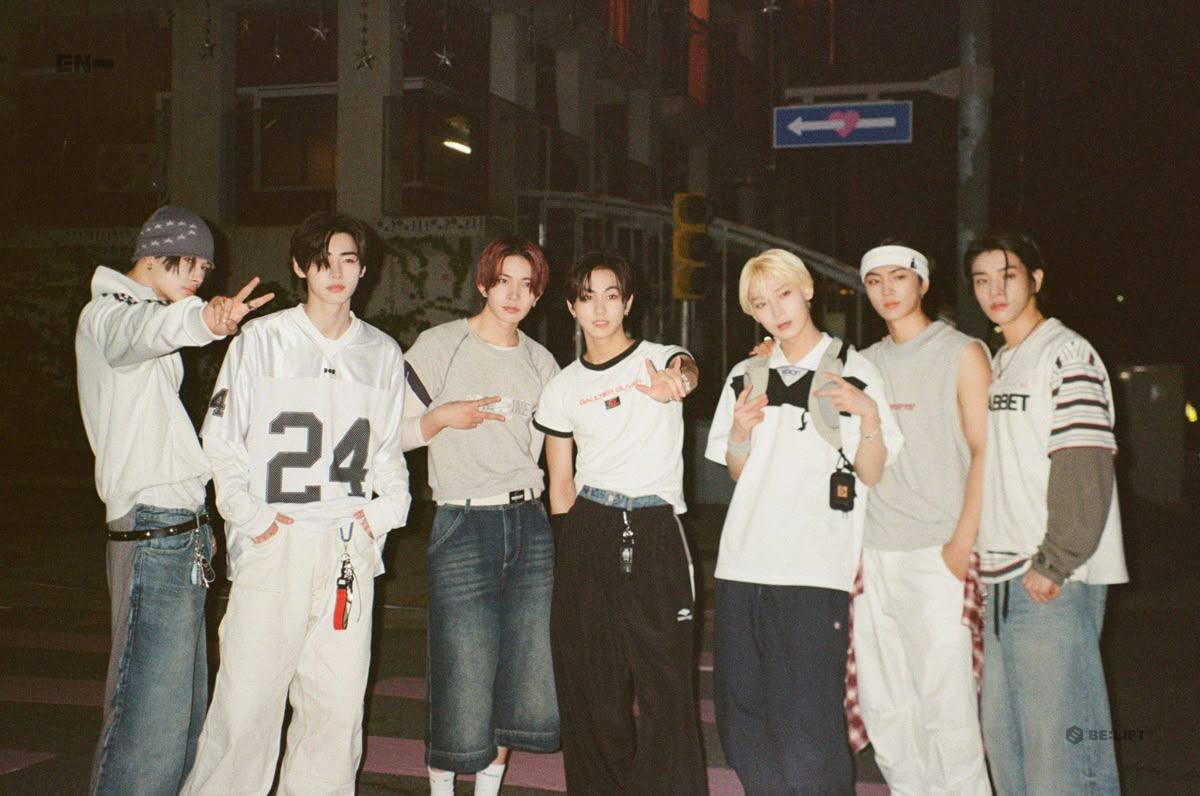 ★FOREVER 7★ tweet media