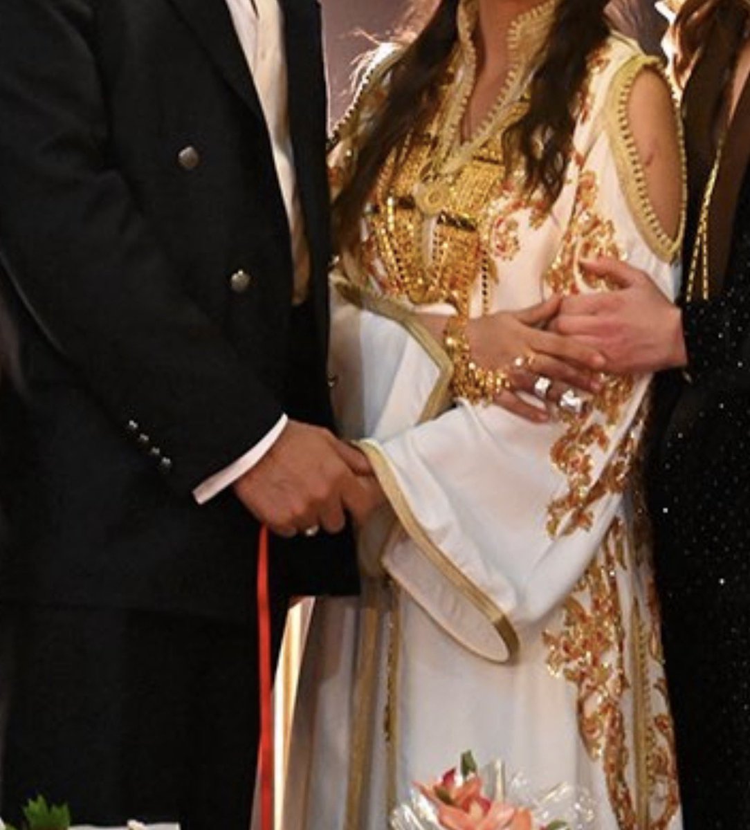 𓇢𓆸 tweet media