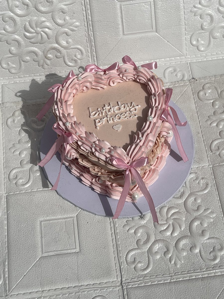 Let's handle your cake needs this week, do you need celebration cakes in Abuja??

Call us 09056833105