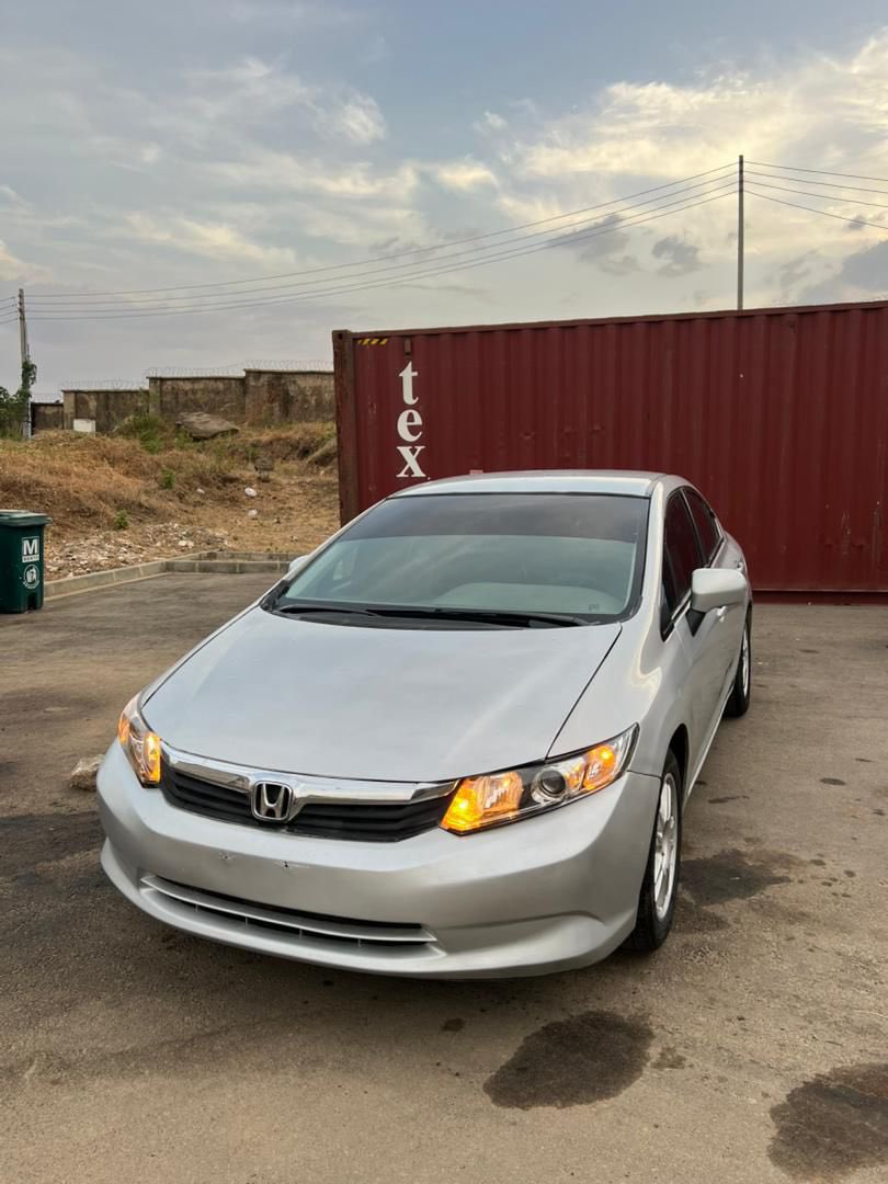 amlautosng's tweet photo. Belgium Standard 
Honda Civic
2012
7.8m
Abuja https://t.co/MooK1wZcrP