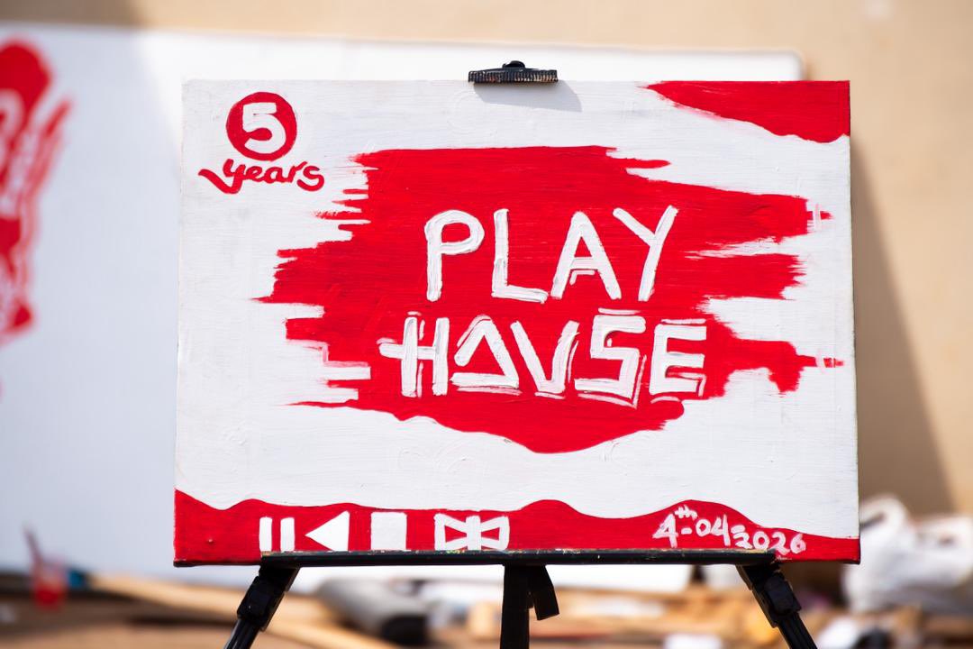 #PlayHouseFest tweet media
